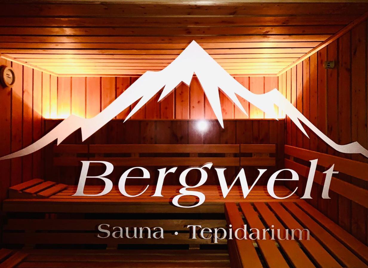 Haus Bergwelt - Appartements Лех ам Алберг Екстериор снимка